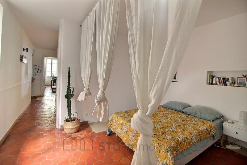 Appartement - 98 m² - 3 pièces