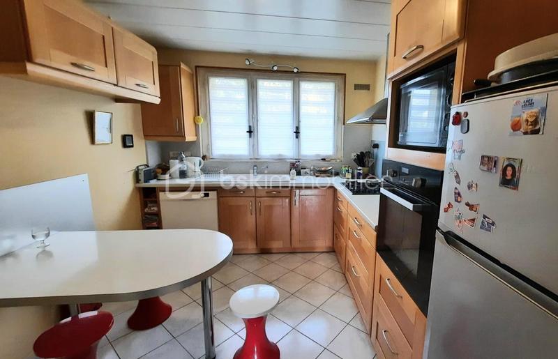 Pavillon - 169 m² - 9 pièces