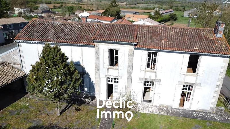 Maison ancienne - 230 m² - 9 pièces