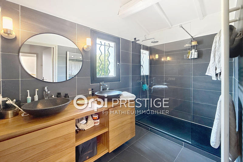 Maison - 170 m² - 6 pièces