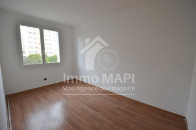 Appartement - 72 m² - 4 pièces