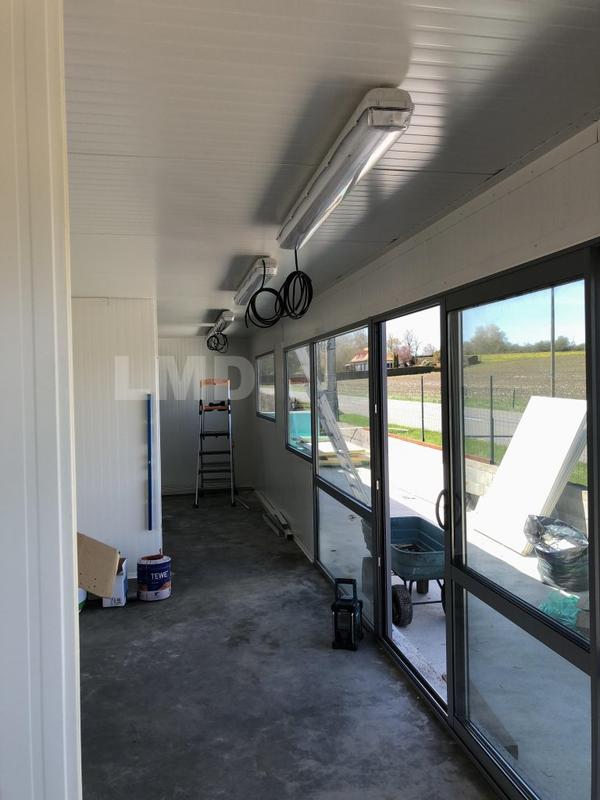 Local d'activités - 226 m² - 10 pièces