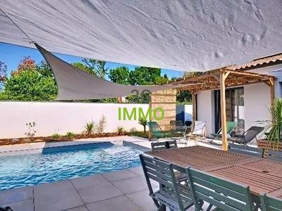 Maison - 121 m² - 6 pièces