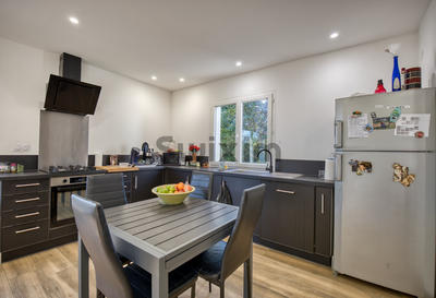 Villa - 80 m² - 4 pièces