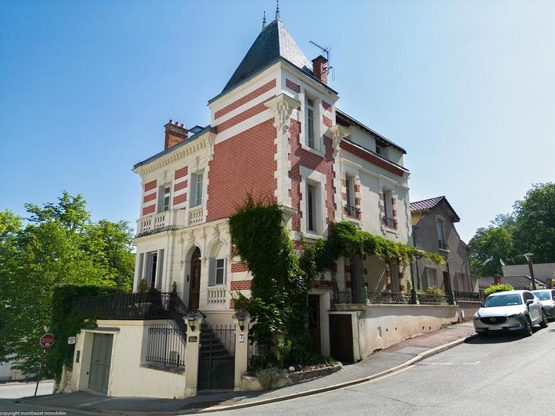 Hôtel particulier - 283 m² - 11 pièces