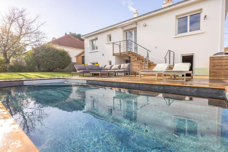 Maison - 176 m² - 7 pièces