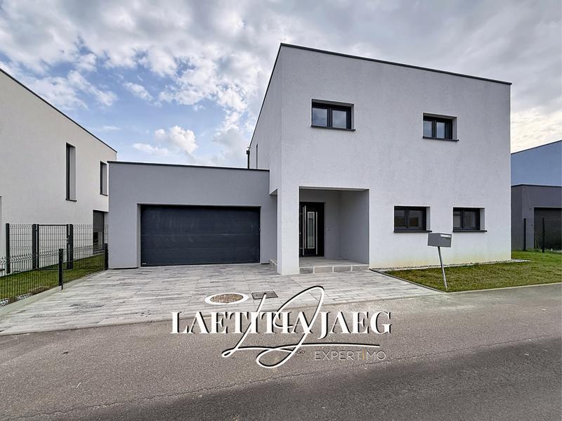 Maison - 143 m² - 6 pièces