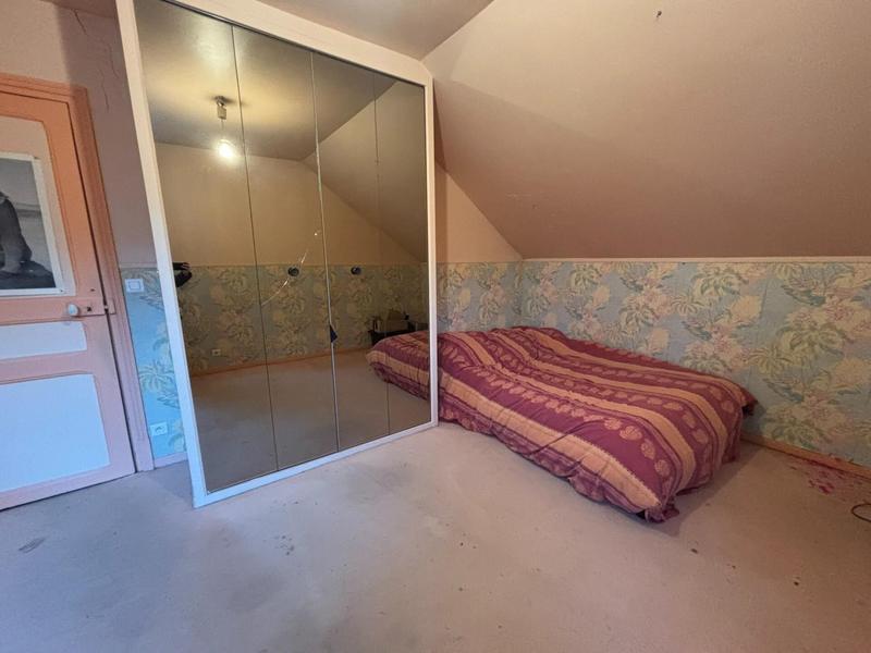 Maison - 123 m² - 9 pièces