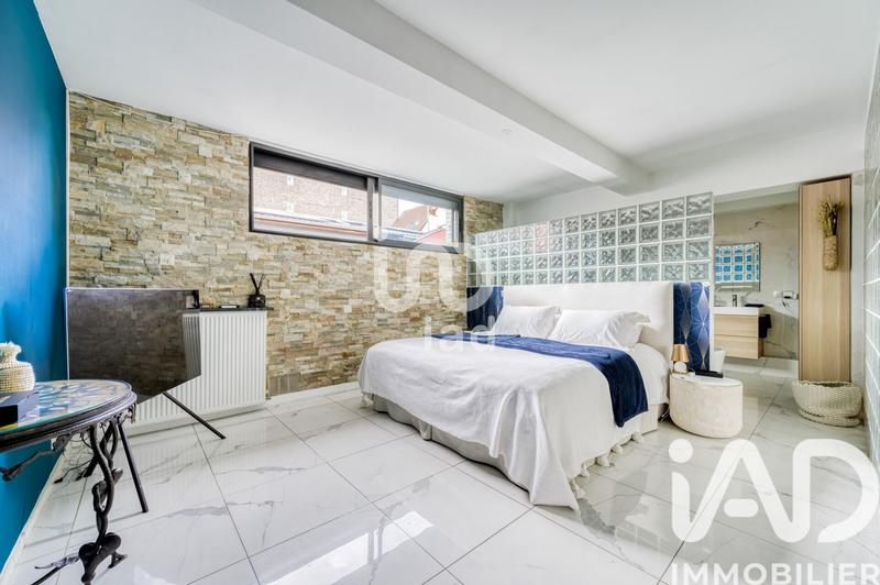 Appartement - 263 m² - 7 pièces