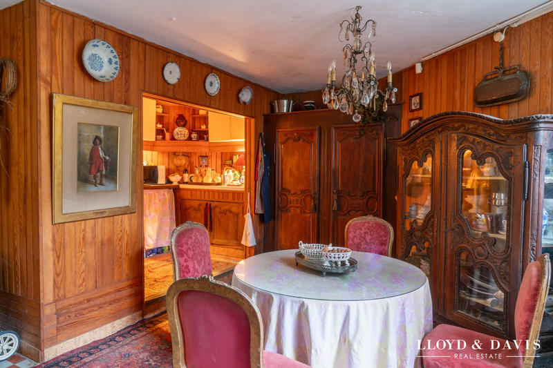 Viager - Manoir - 355 m² - 16 pièces