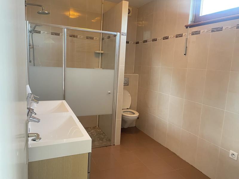 Maison - 146 m² - 7 pièces