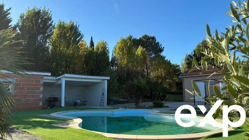 Maison - 120 m² - 5 pièces