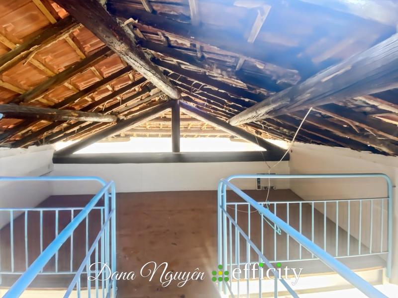 Immeuble - 177 m² - 9 pièces