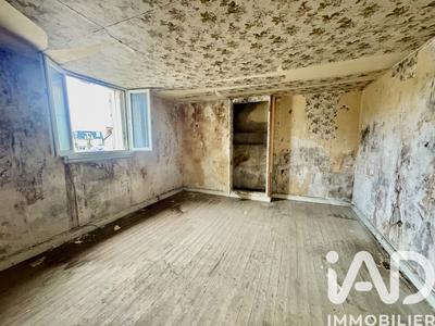 Appartement - 100 m² - 2 pièces