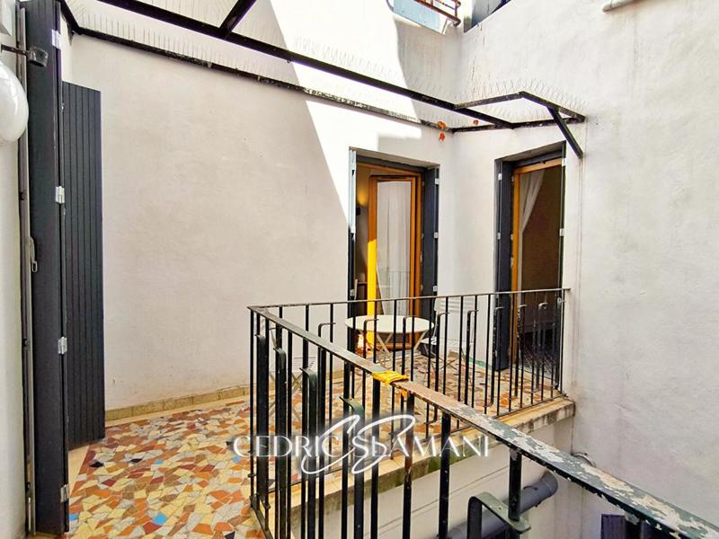 Appartement - 90 m² - 4 pièces