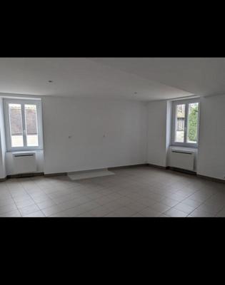 Appartement - 77 m² - 3 pièces