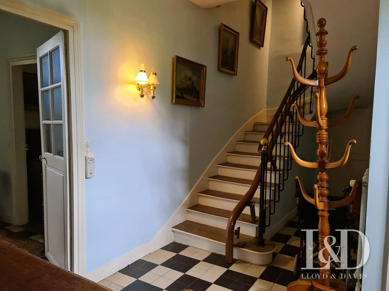 Bastide - 395 m² - 13 pièces