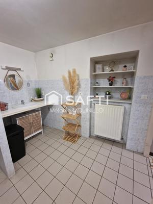 Maison - 204 m² - 12 pièces