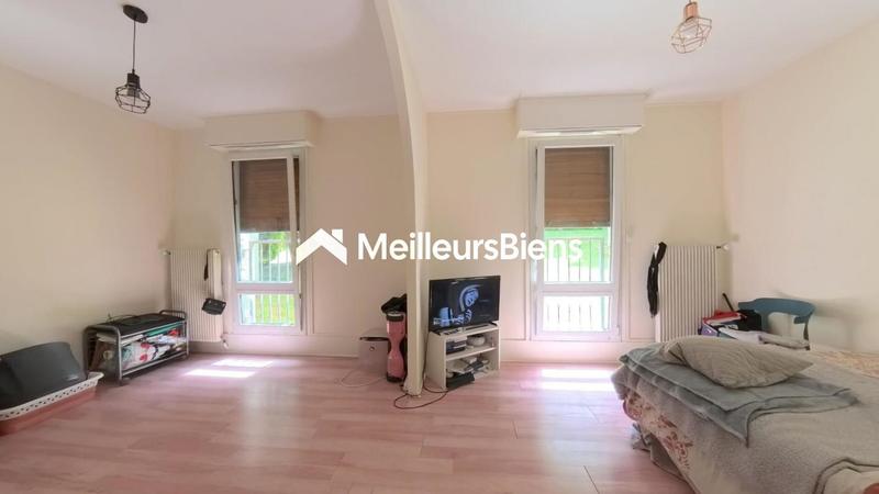Appartement - 103 m² - 6 pièces