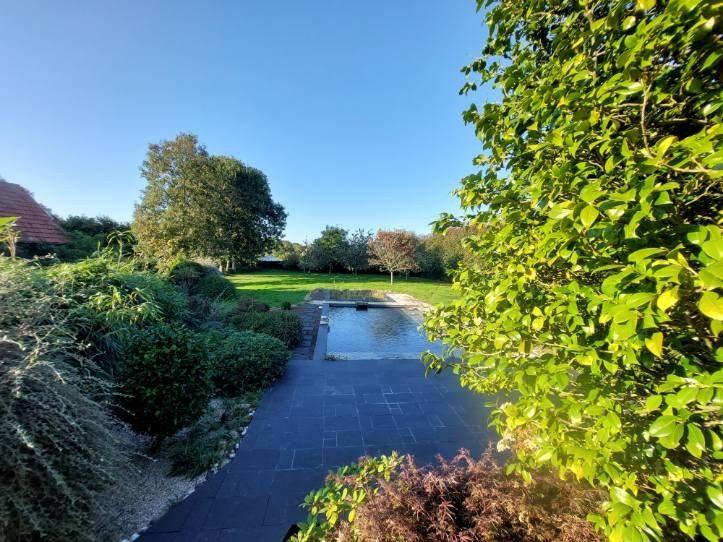 Maison - 217 m² - 10 pièces