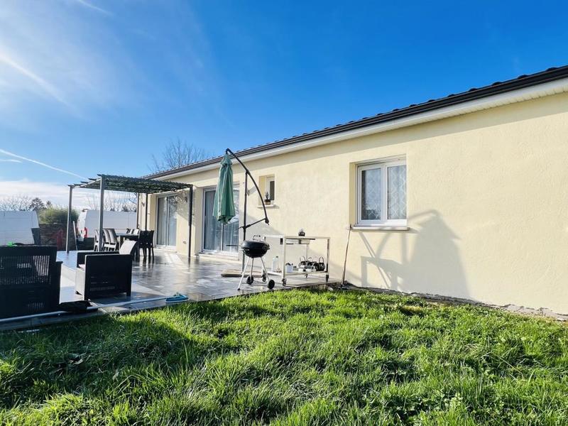 Pavillon - 155 m² - 6 pièces