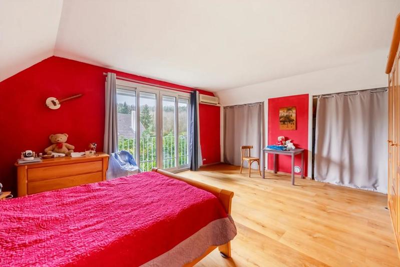 Maison - 176 m² - 6 pièces