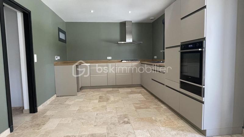 Villa - 160 m² - 4 pièces