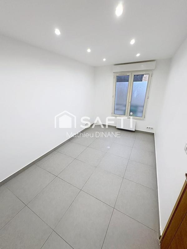 Bureau - 47 m² - 2 pièces