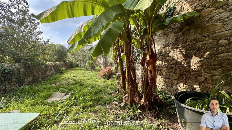 Maison - 205 m² - 5 pièces