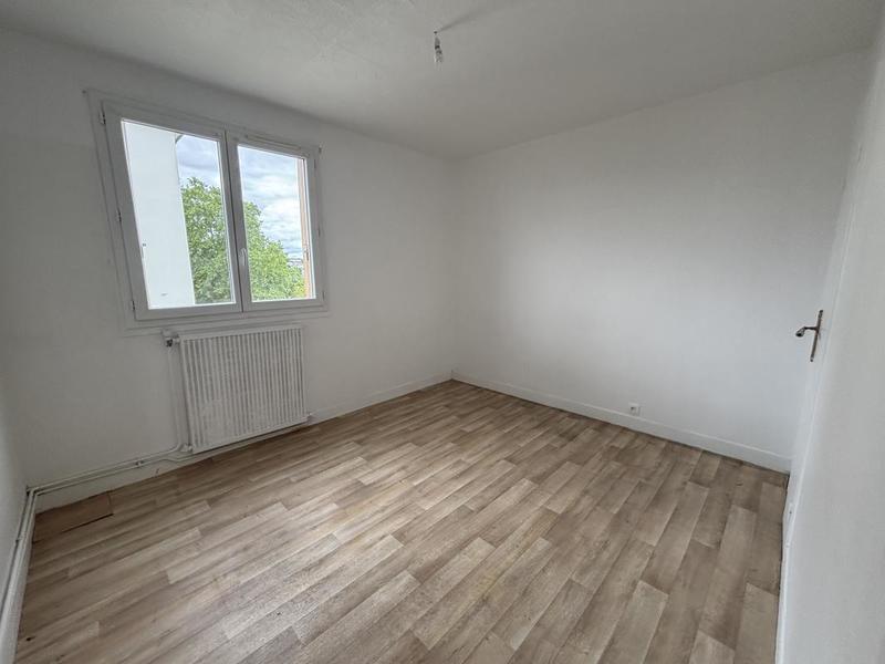Appartement ancien - 66 m² - 4 pièces