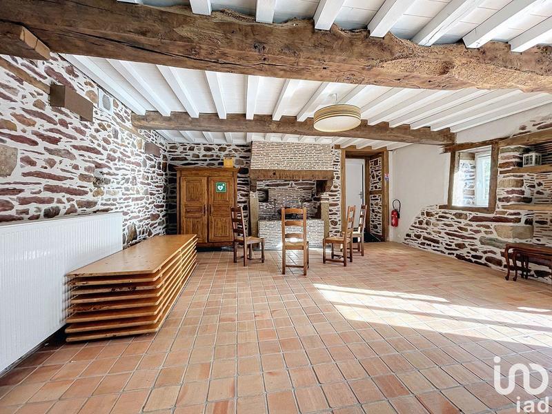 Maison - 403 m² - 11 pièces