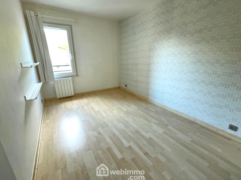 Appartement - 82 m² - 4 pièces