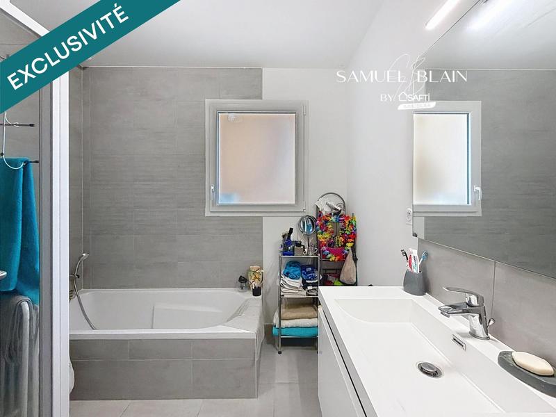 Maison - 95 m² - 5 pièces