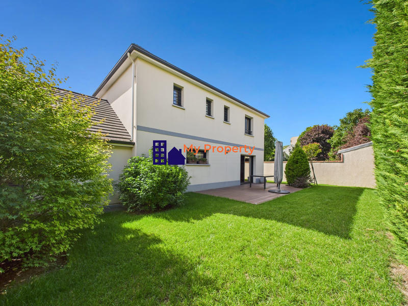 Maison - 132 m² - 6 pièces