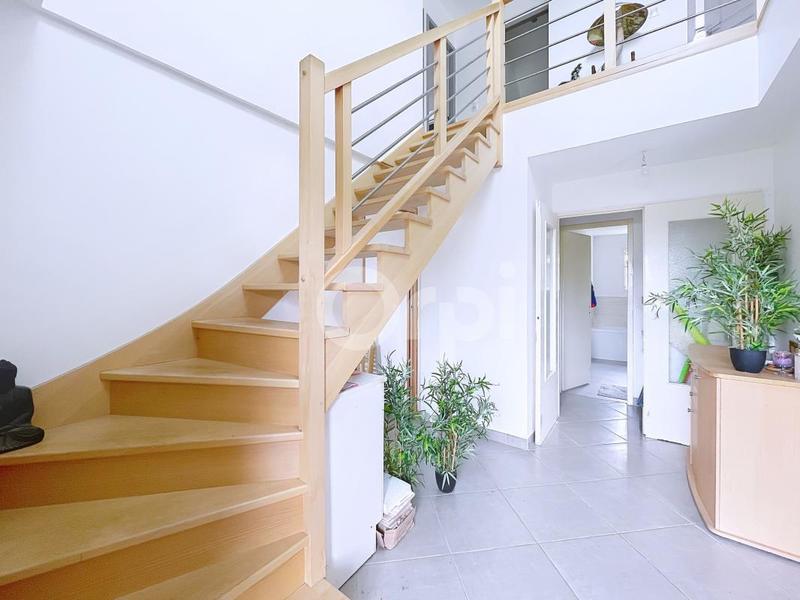 Pavillon - 166 m² - 8 pièces