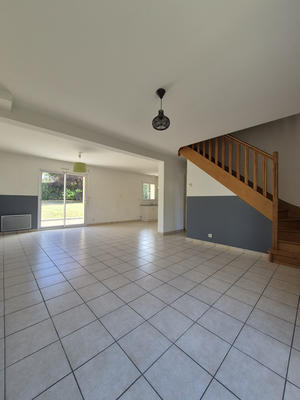 Maison - 84 m² - 4 pièces