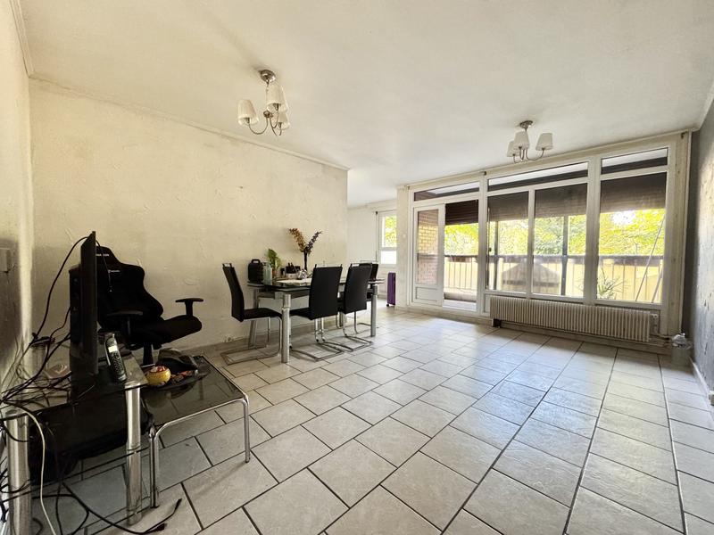 Appartement - 80 m² - 4 pièces