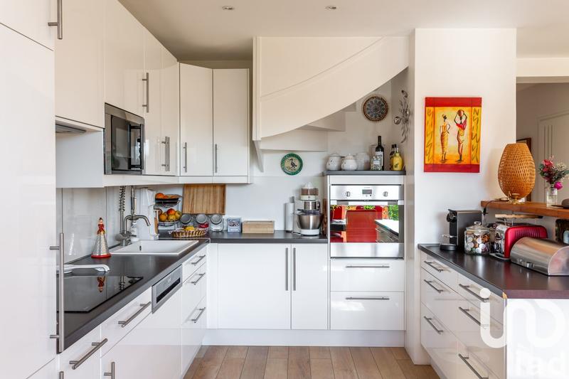 Maison - 164 m² - 7 pièces