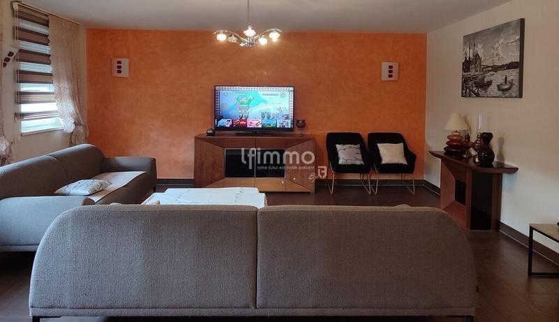 Maison - 183 m² - 7 pièces