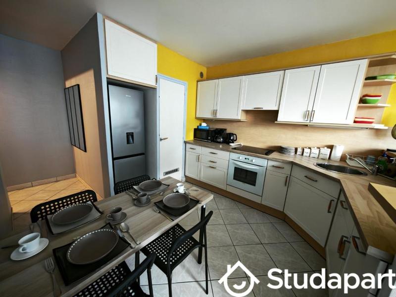 Chambre - 10 m² - 1 pièce