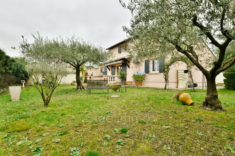 Villa - 111 m² - 5 pièces