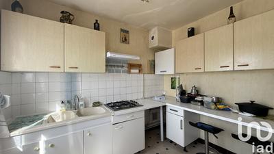 Maison - 80 m² - 4 pièces