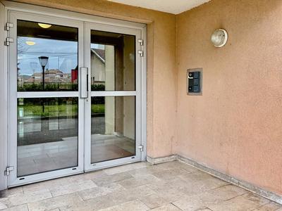 Appartement - 100 m² - 3 pièces