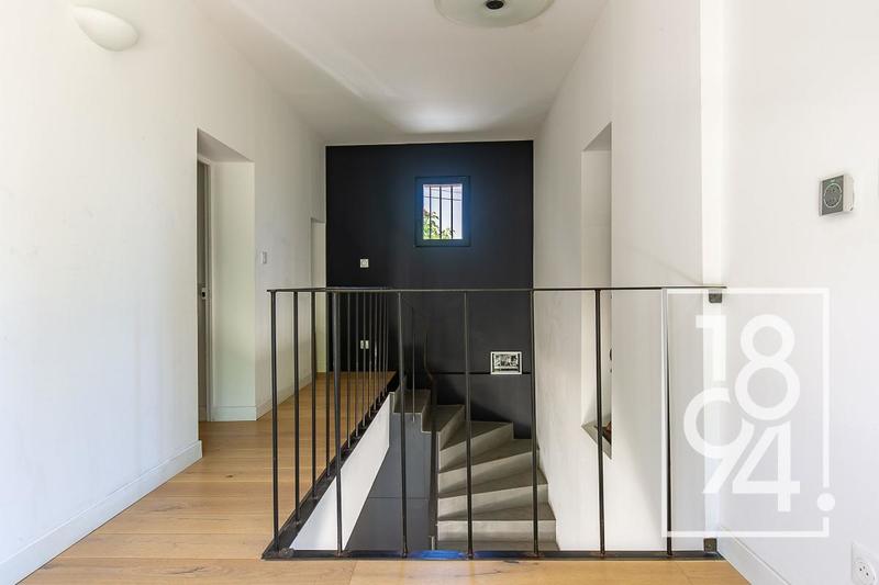 Maison - 171 m² - 6 pièces