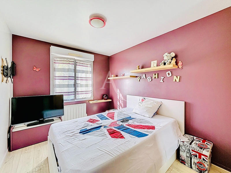 Maison - 93 m² - 5 pièces