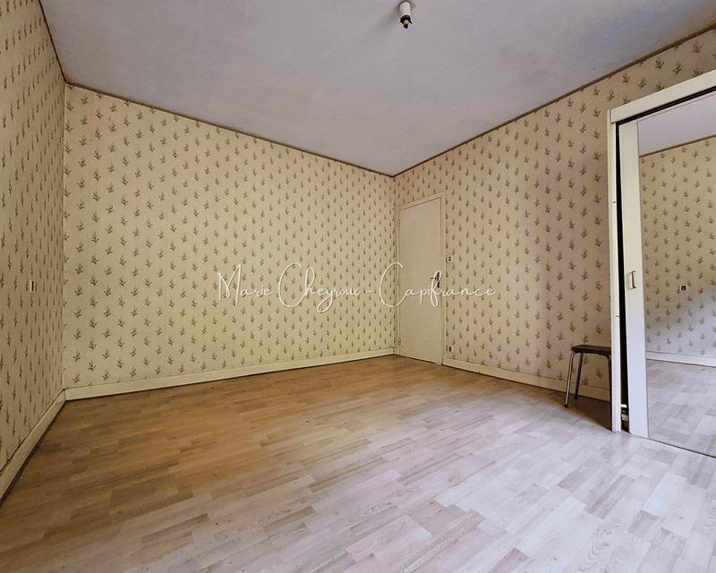 Maison - 137 m² - 5 pièces