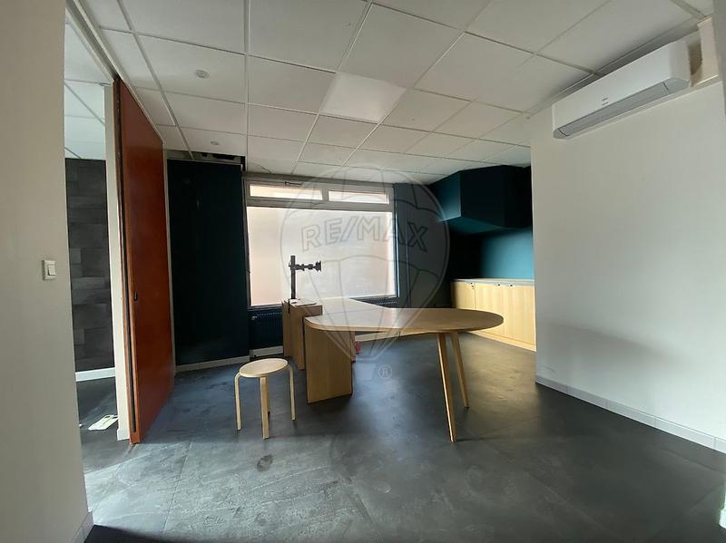 Bureau - 226 m² - 6 pièces