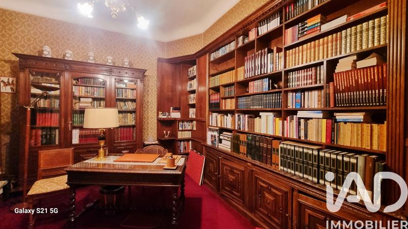 Maison de maîtres - 235 m² - 9 pièces