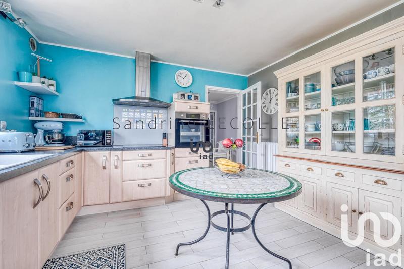 Maison - 194 m² - 7 pièces