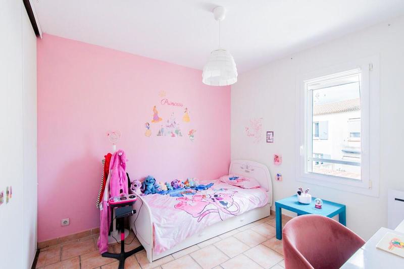 Villa - 90 m² - 5 pièces